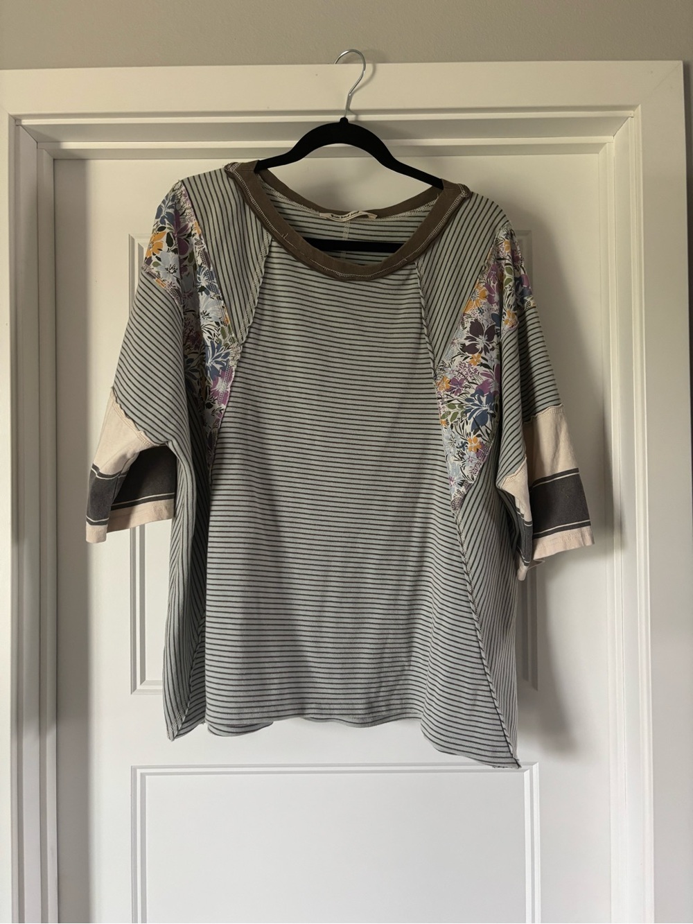 Three Birds Nest Women’s Striped Floral Raglan Tee